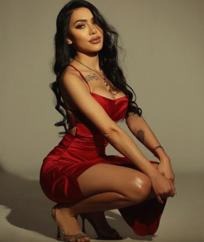 Nomira