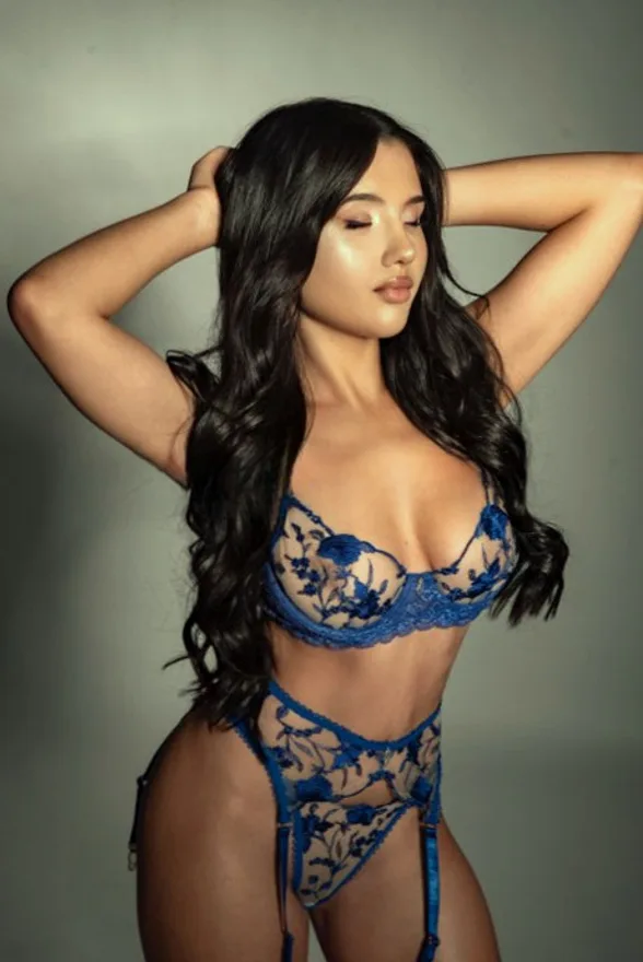 Bella
