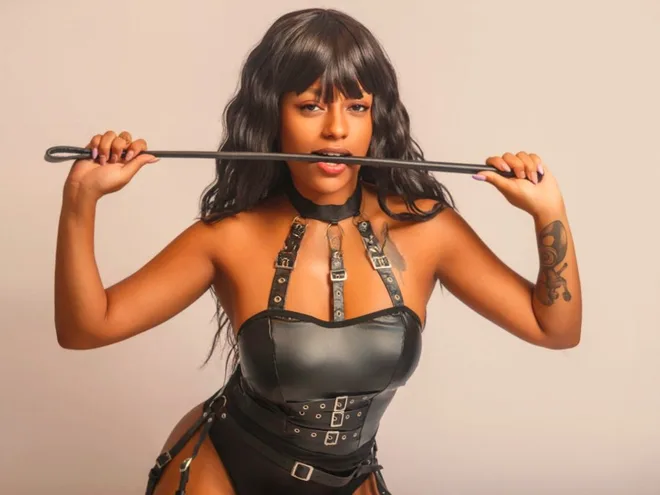 Vicky Menage Pornstar