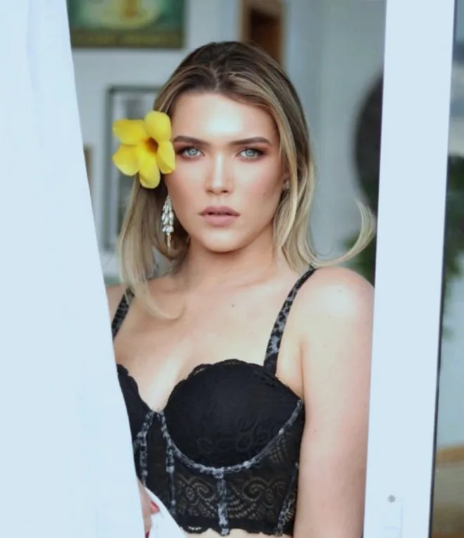 Laura