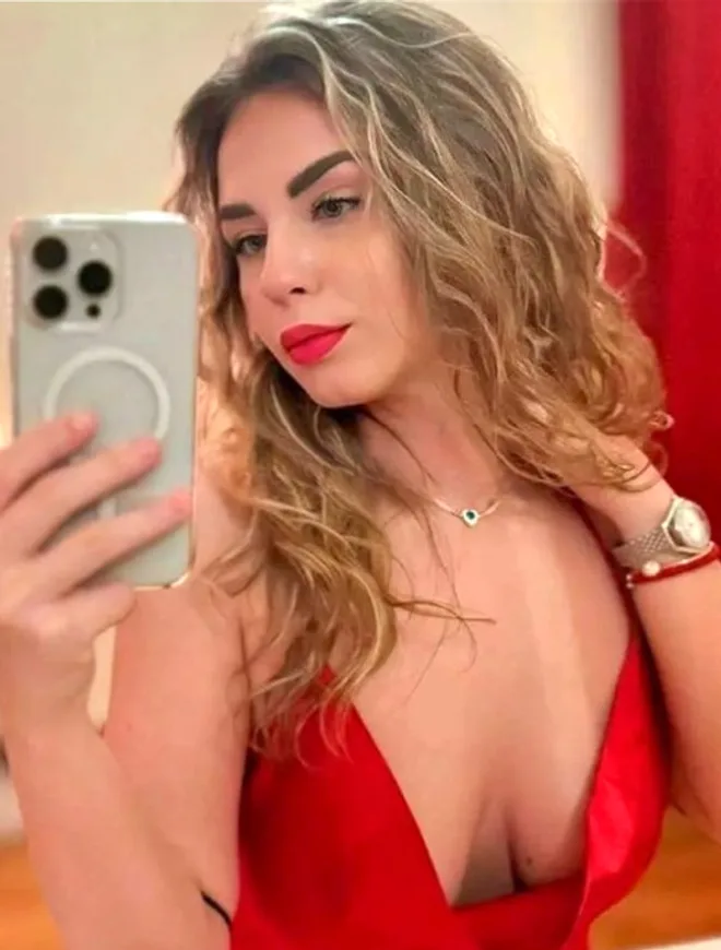 Bella