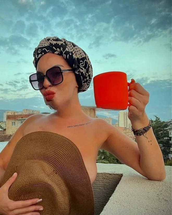 Laura